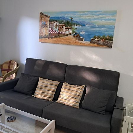 Rosie Apartment Campoamor Ngoại thất bức ảnh