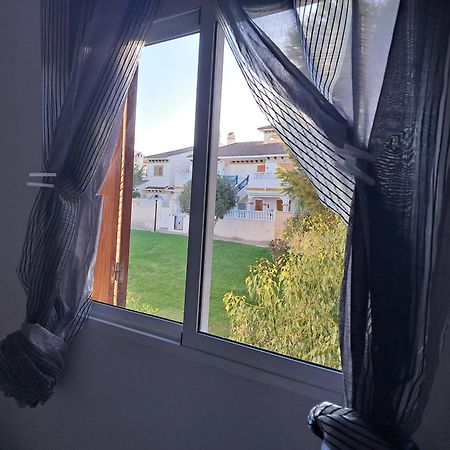 Rosie Apartment Campoamor Ngoại thất bức ảnh